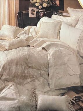 Luxe Cream Damask Comforter, Pillow Shams+Cases, and Decorative Pillow